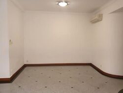 Gold Coast Condo (D5), Condominium #526890281